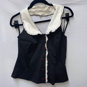 Hot Topic Extra Large Black, White and Red Top